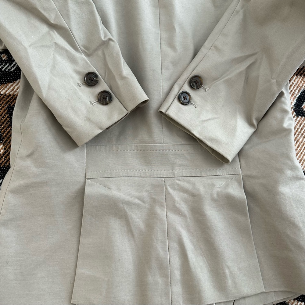 Banana Republic Suit Tan size 8 Women - Picture 2 of 14